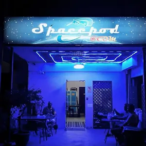 Spacepod@com , Singapore Singapore
